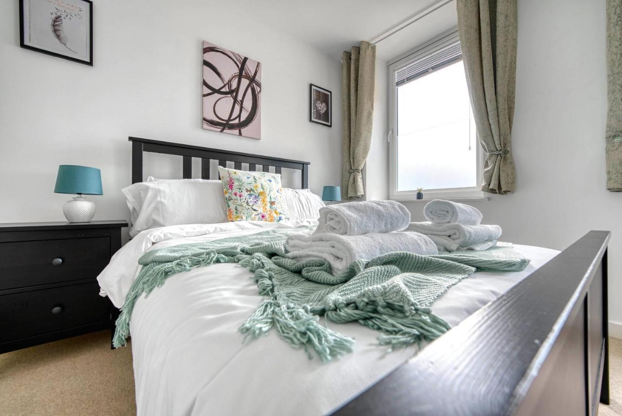The Post House Two By Fortuna Property Gloucester Buitenkant foto